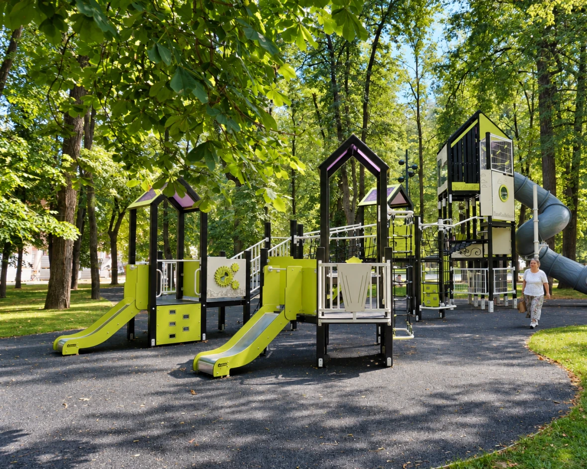 Детская площадка в Савёловском парке (6)
