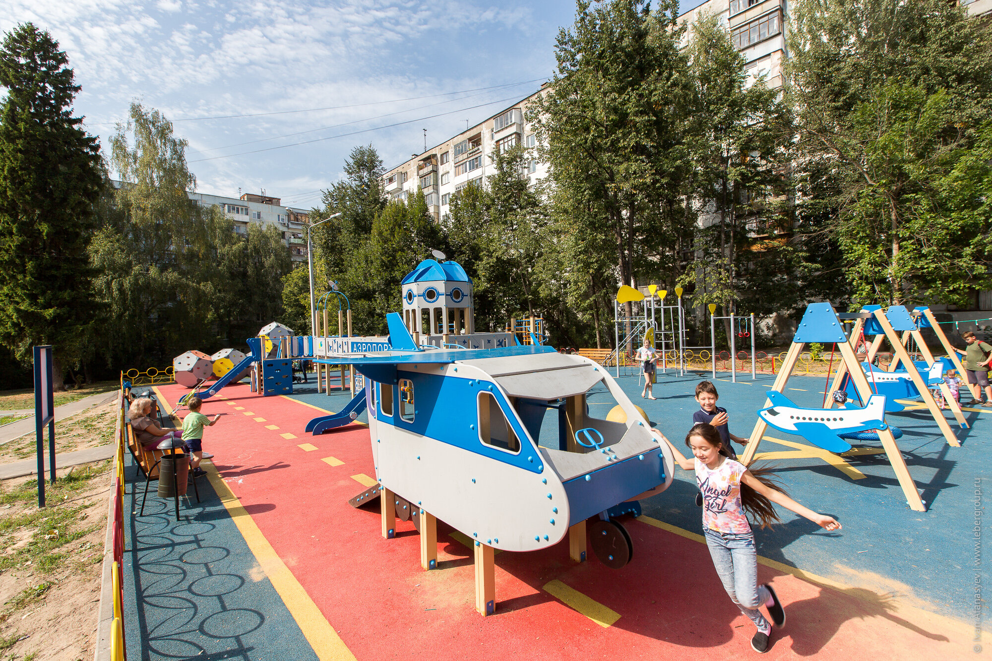 2018 08 28 12 21 55 2018 08 28 12 21 55 02a6323