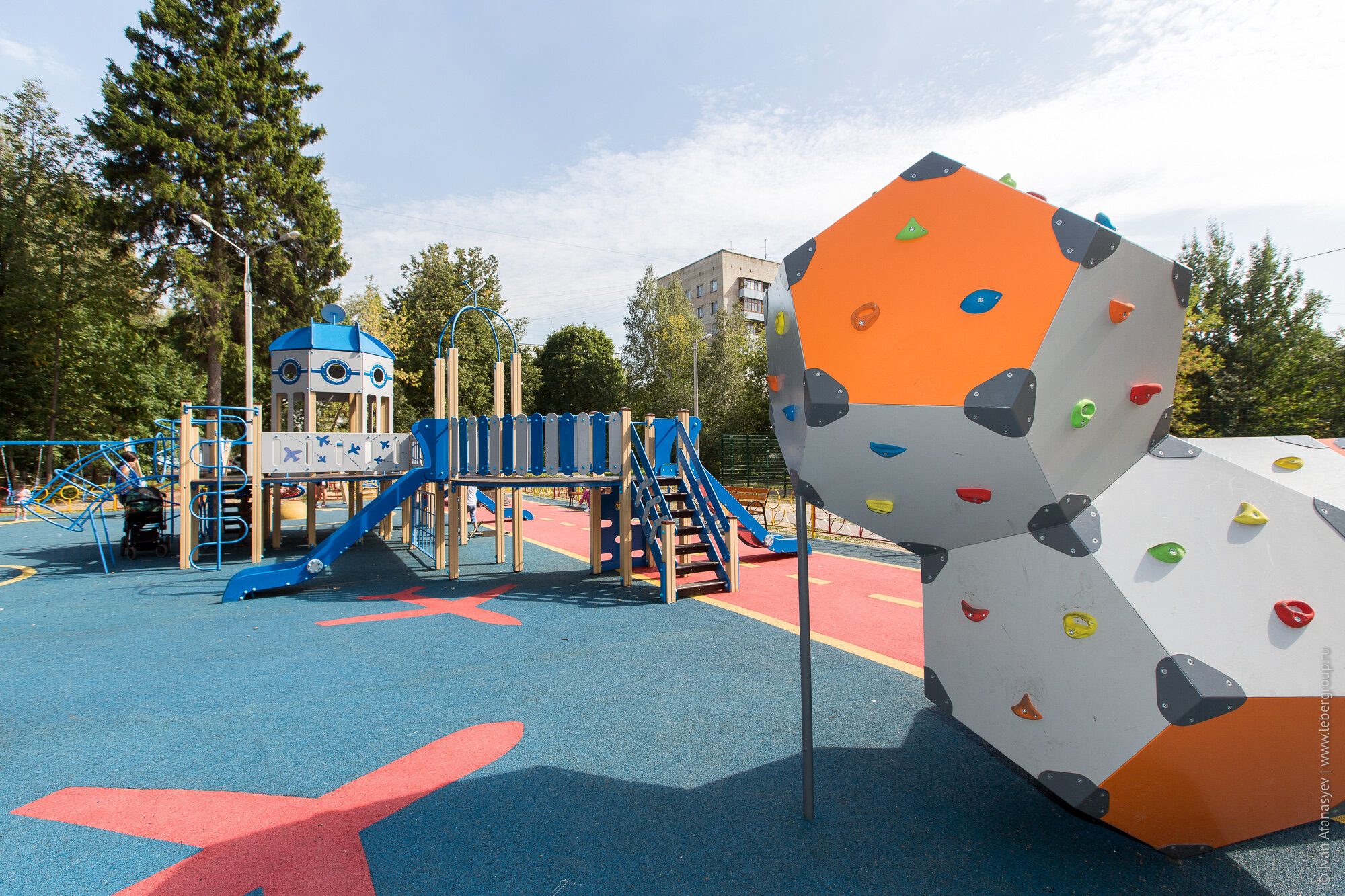 2018 08 28 12 15 59 2018 08 28 12 15 59 02a6305