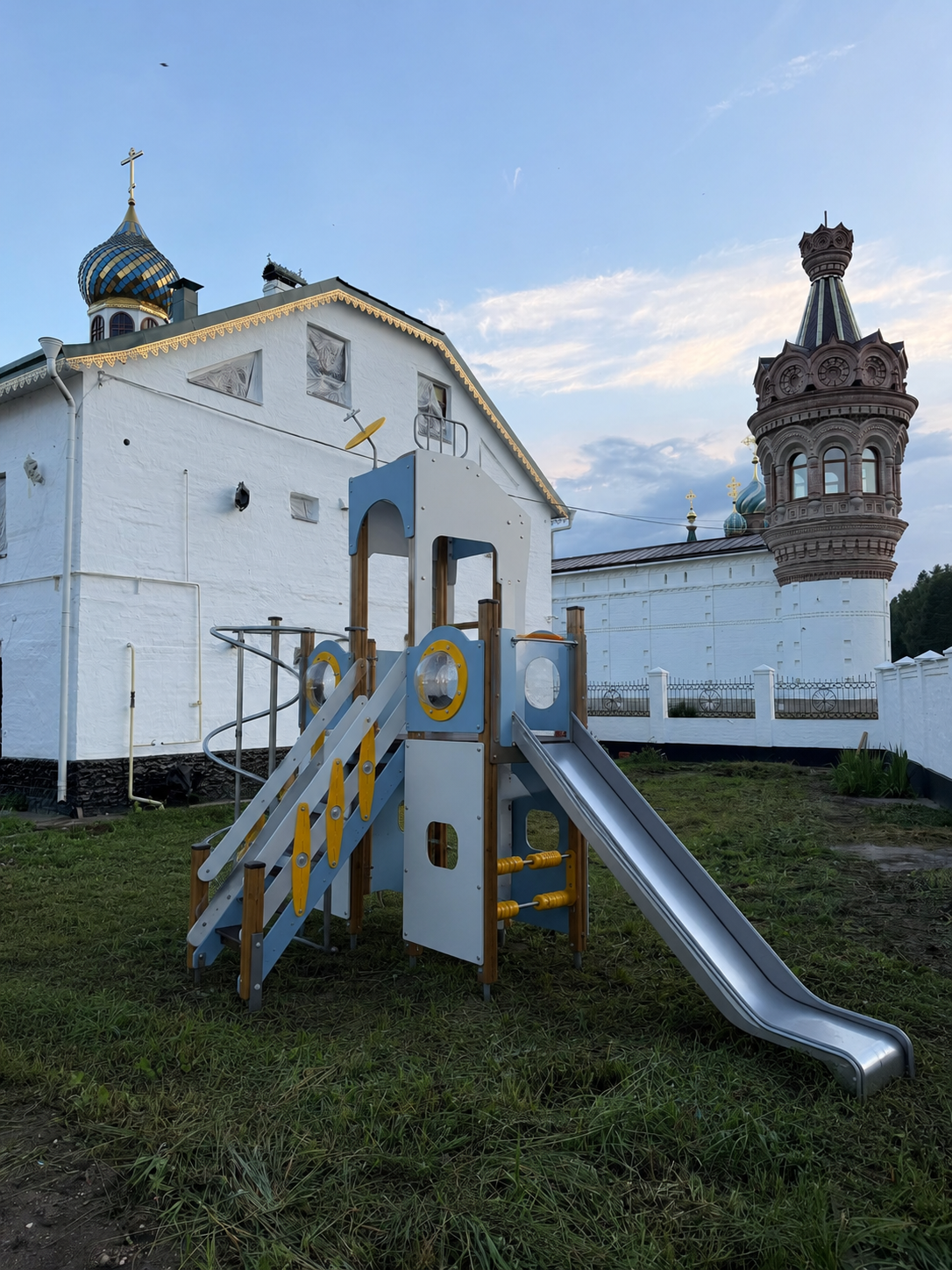 Монастырь1